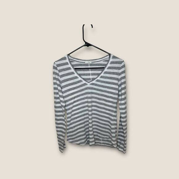 A Loves A Striped Gray/White Long Sleeve Tee Size Small - Picture 1 of 5